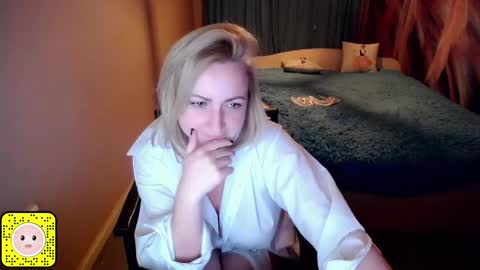 Snapshot of wow_co chatting on December 2024 01:03:01 AM wow_co online show from December 2024 01:03:01 AM