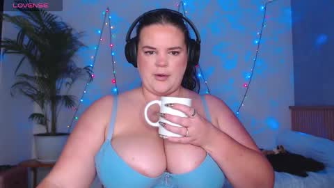 Kaitlyn xx online show from October 2025 11:11:01 AM