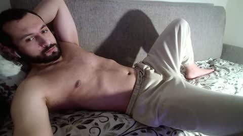 Snapshot of wowmichael69 chatting on February 2025 08:57:01 AM Josy online show from February 2025 08:57:01 AM