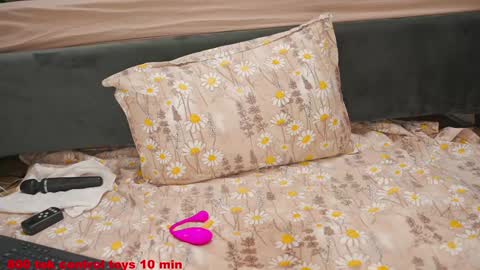 Snapshot of wowsquirt chatting on February 2025 09:36:01 AM online show from February 2025 09:36:01 AM