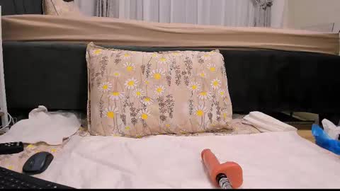 Snapshot of wowsquirt chatting on March 2025 06:32:01 AM online show from March 2025 06:32:01 AM