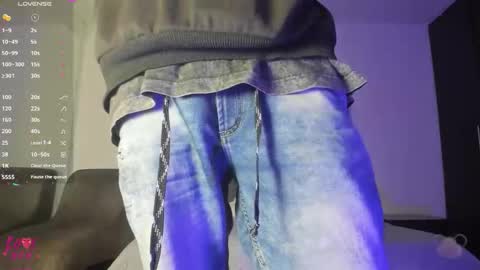 wyatt online show from November 2025 12:17:01 PM