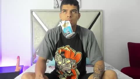 wyatt online show from November 2025 11:57:02 AM