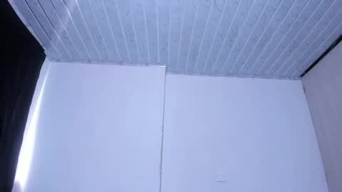 wyatt_smith71 online show from May 2026 05:42:02 PM