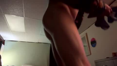 wyattmcc32288 online show from January 2026 07:57:01 AM