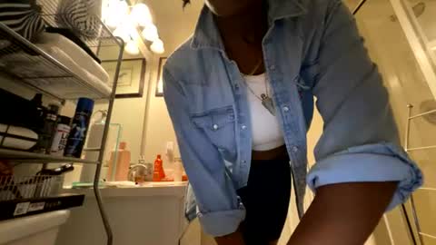 Snapshot of wynterheat chatting on July 2026 02:05:17 AM Wynter Heat online show from July 2026 02:05:17 AM
