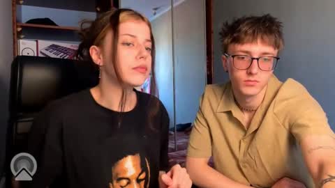 Philipp and Este online show from March 2026 11:06:01 AM