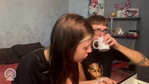 Philipp and Este online show from July 2026 11:50:01 AM