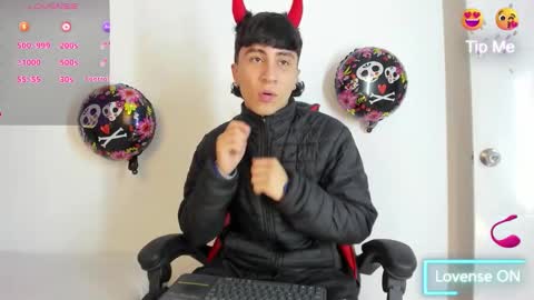 xaanderGrey online show from October 2025 07:36:02 PM