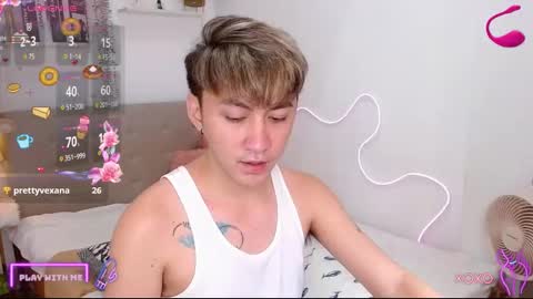 Snapshot of xasianprince4youx chatting on September 2025 01:51:02 AM khris online show from September 2025 01:51:02 AM