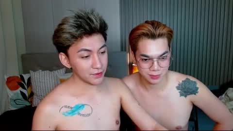 Snapshot of xasianprince4youx chatting on November 2025 06:53:02 PM khris online show from November 2025 06:53:02 PM