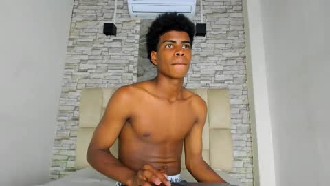 XAVI online show from November 2025 09:59:01 PM