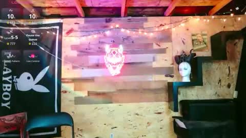 Caitie Rage online show from October 2025 12:25:02 AM