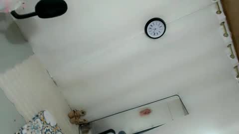 kianna online show from April 2026 10:10:01 PM