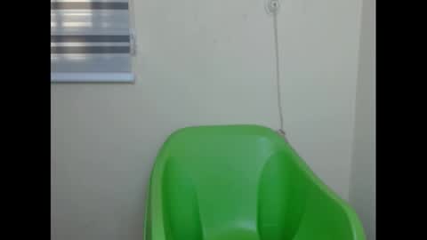 Snapshot of xcreamypussy chatting on December 2024 11:00:01 AM xcreamypussy online show from December 2024 11:00:01 AM