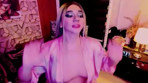 Snapshot of xdirtymistressx chatting on October 2025 08:37:01 AM XDirtymistressX online show from October 2025 08:37:01 AM