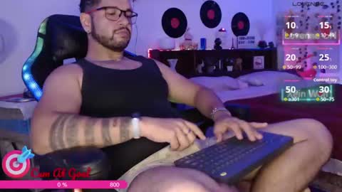 Snapshot of xein_wolf chatting on June 2026 02:45:02 AM Xein Independent Model online show from June 2026 02:45:02 AM