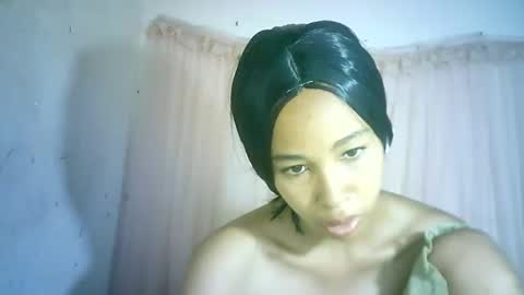 xenna610827 online show from January 2025 05:00:01 PM