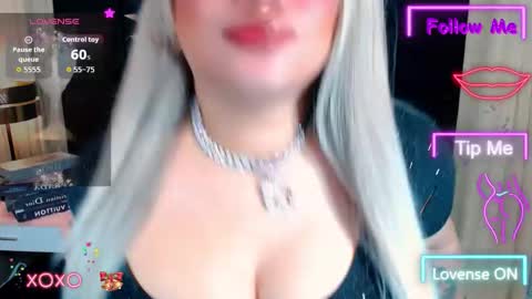 Snapshot of xhugeharleyselfsuckerx chatting on November 2025 01:22:01 PM xHUGECOCKTILLCUMX online show from November 2025 01:22:01 PM