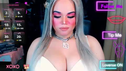 Snapshot of xhugeharleyselfsuckerx chatting on November 2025 09:20:02 AM xHUGECOCKTILLCUMX online show from November 2025 09:20:02 AM