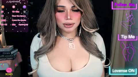 Snapshot of xhugeharleyselfsuckerx chatting on January 2026 04:15:01 AM xHUGECOCKTILLCUMX online show from January 2026 04:15:01 AM