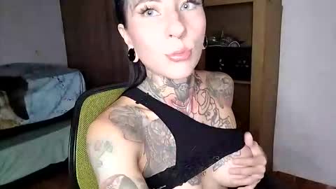   Samara online show from November 2025 10:30:01 PM