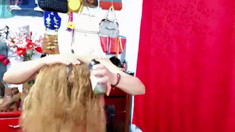 Snapshot of xiaraa26 chatting on November 2025 06:52:02 PM xiaraa26 online show from November 2025 06:52:02 PM