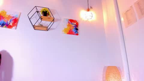 tifanny  online show from March 2026 01:07:02 PM