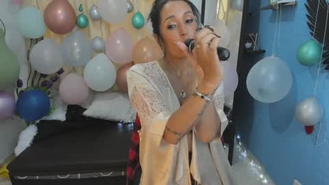 Ximena online show from January 2025 06:35:01 PM