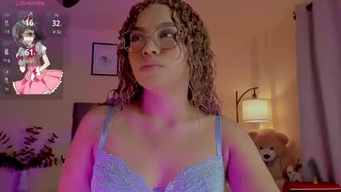 Snapshot of ximena_sotto1 chatting on October 2025 09:27:01 PM camila online show from October 2025 09:27:01 PM