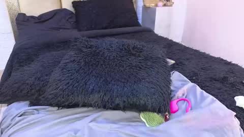 Snapshot of ximenawilliamss chatting on November 2025 11:22:02 AM ximena online show from November 2025 11:22:02 AM