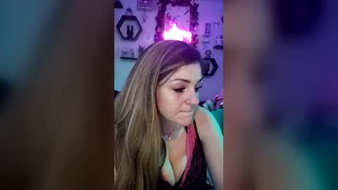 Snapshot of xkittymeowz chatting on May 2026 05:25:02 AM xkittymeowz online show from May 2026 05:25:02 AM