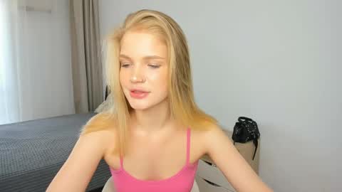 Chloe online show from May 2026 09:06:02 AM