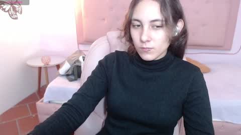 lunna online show from January 2025 09:05:01 PM