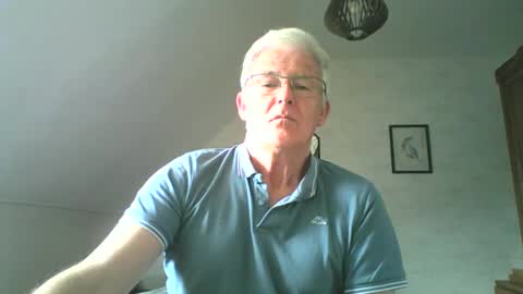 Snapshot of xmaeg3 chatting on March 2025 09:32:02 AM xmaeg3 online show from March 2025 09:32:02 AM