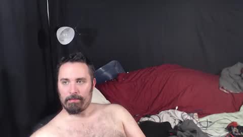 Snapshot of xmetalstudx chatting on October 2025 04:09:01 AM MetalstudMaster online show from October 2025 04:09:01 AM