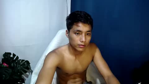 Snapshot of xmoreno_guy69 chatting on March 2025 05:54:01 AM SECRET online show from March 2025 05:54:01 AM