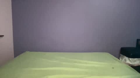 Snapshot of xo_bambi_xo chatting on October 2025 01:30:02 AM Bambi online show from October 2025 01:30:02 AM