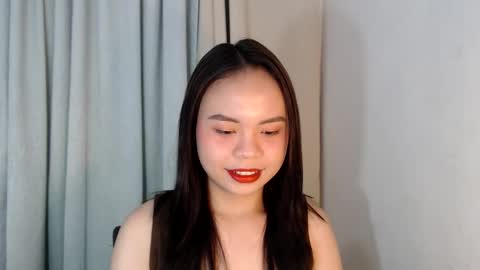 Snapshot of xo_worth_it chatting on February 2026 12:16:02 AM nathalie online show from February 2026 12:16:02 AM