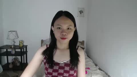 Snapshot of xo_worth_it chatting on March 2026 03:36:02 PM nathalie online show from March 2026 03:36:02 PM