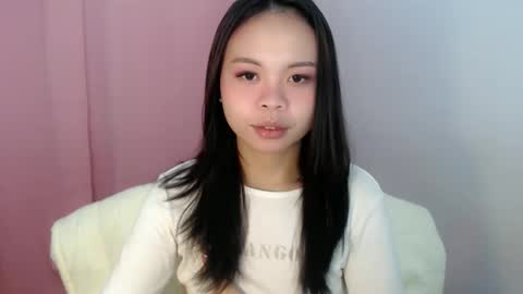 nathalie online show from April 2026 05:18:01 PM