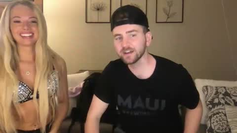 xoprincesspeachxo online show from December 2025 11:20:01 PM