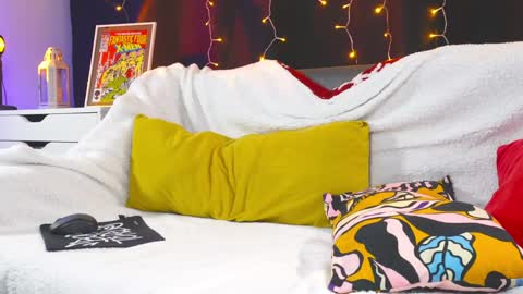 XoRylan online show from January 2025 05:11:01 PM