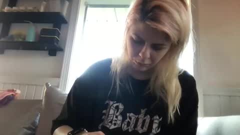 Snapshot of xoxovicbaby chatting on December 2025 10:47:01 PM gdamnv online show from December 2025 10:47:01 PM