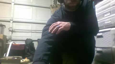 Snapshot of xploringus1 chatting on February 2025 04:23:02 PM Xploringus online show from February 2025 04:23:02 PM