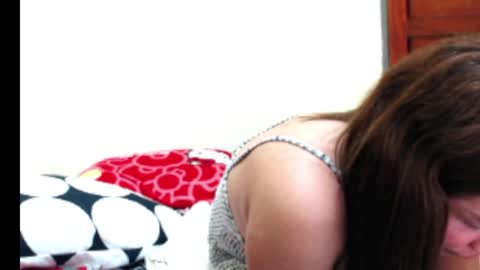Snapshot of xsexyhotmomma69x chatting on June 2026 05:09:02 AM merayel online show from June 2026 05:09:02 AM