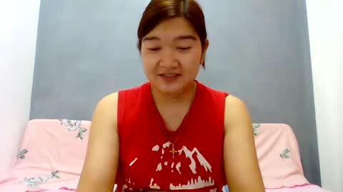 HI IM PAULINE online show from December 2025 01:48:02 AM