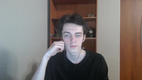 traqqq online show from November 2025 08:08:01 PM