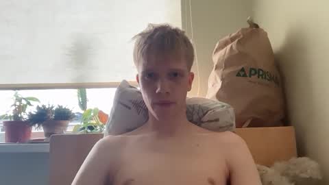 Snapshot of xtraxxlucas chatting on September 2025 01:46:01 PM xtraxxlucas online show from September 2025 01:46:01 PM