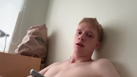 Snapshot of xtraxxlucas chatting on September 2025 12:39:02 PM xtraxxlucas online show from September 2025 12:39:02 PM